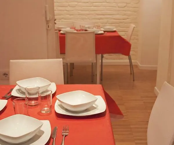 Apartment Wellnessinnrome Shortlet Rom