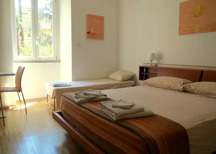 Apartment Wellnessinnrome Shortlet Rom