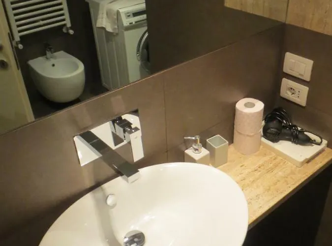Apartment Wellnessinnrome Shortlet Rom